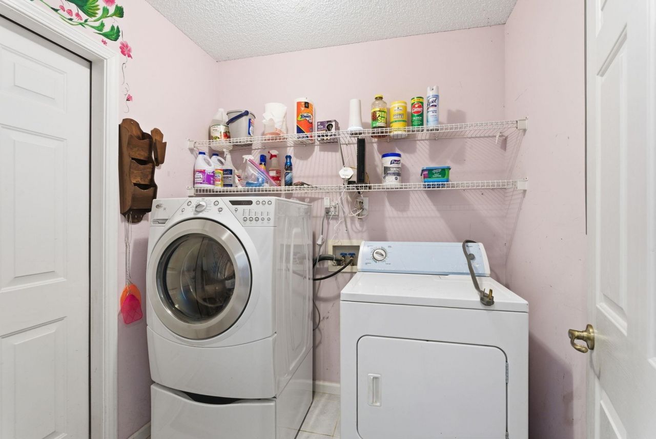 101 Hickory Dr. Photo 32