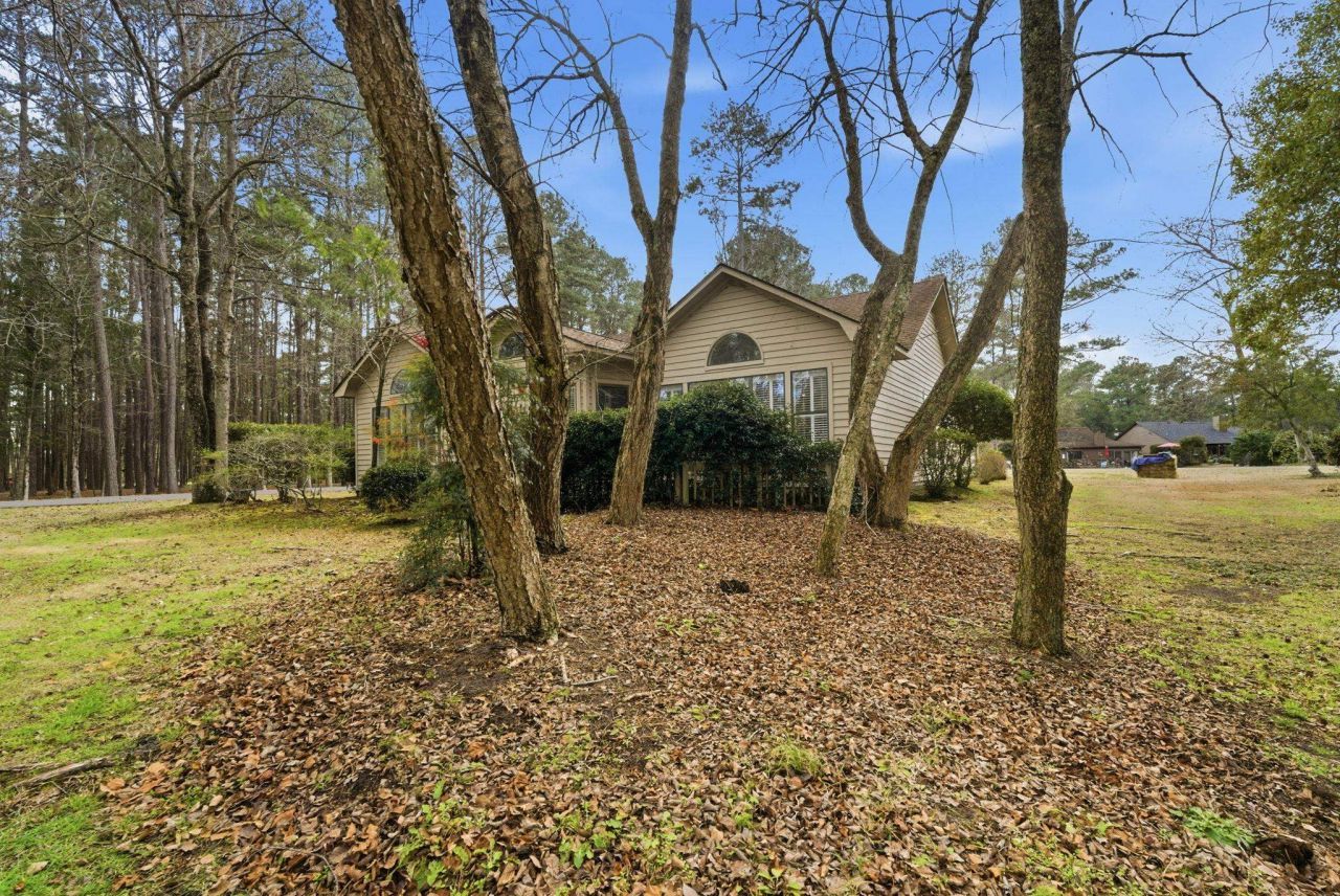 101 Hickory Dr. Photo 34