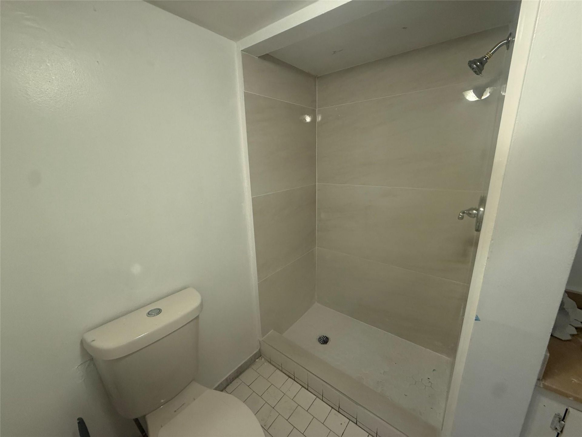 7960 N Colony Circle, Unit 206, Tamarac, FL 33321 Photo