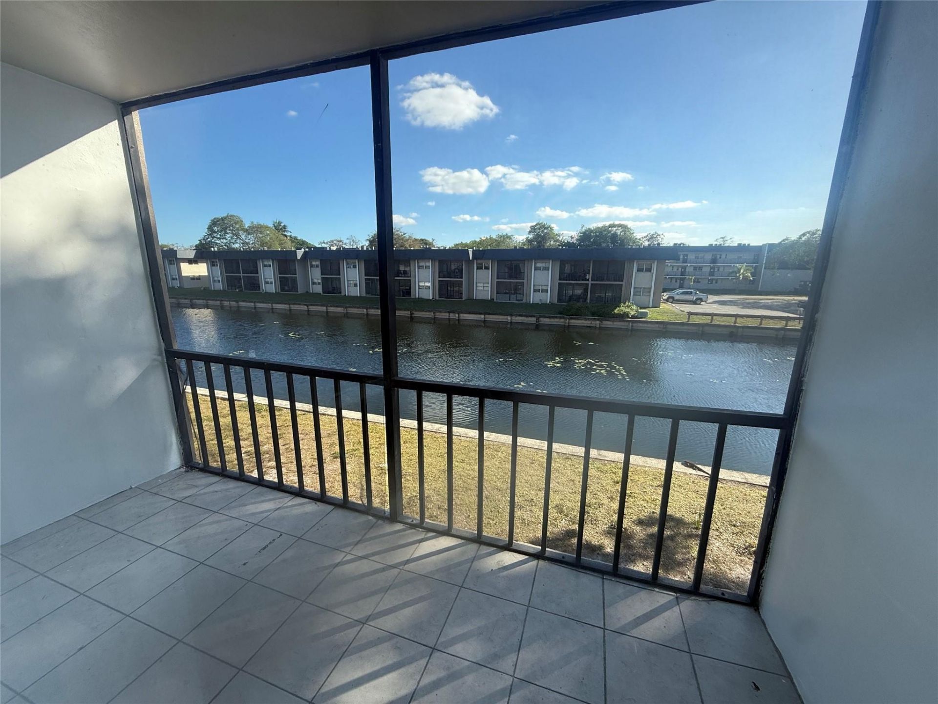 7960 N Colony Circle, Unit 206, Tamarac, FL 33321 Photo