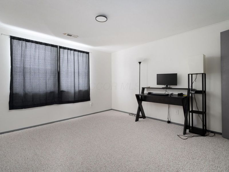 1450 Felix Drive, Columbus, OH 43207 Photo 22