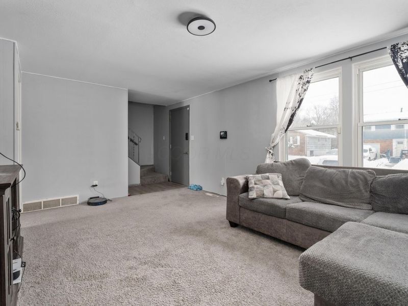 1450 Felix Drive, Columbus, OH 43207 Photo 5