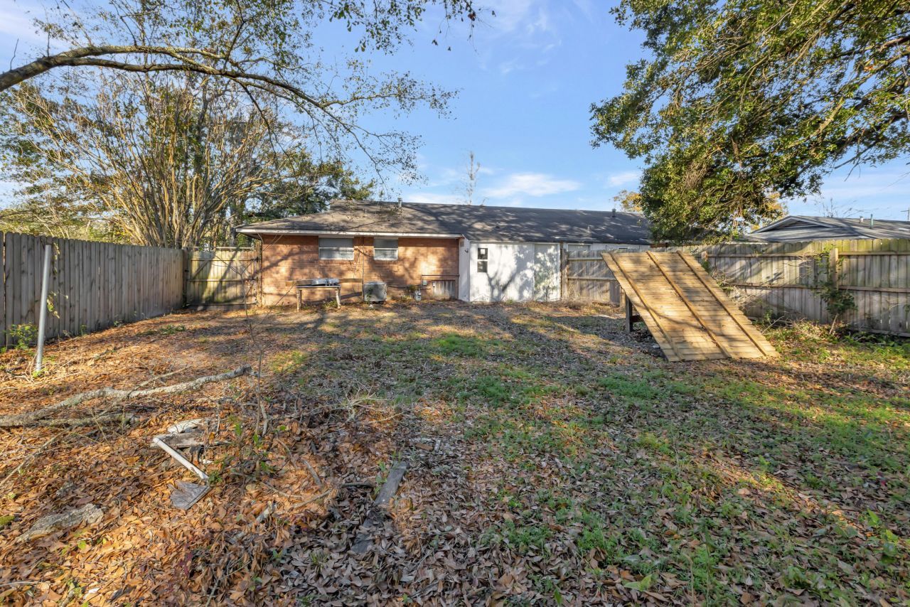 1639 Memminger Avenue Photo 19