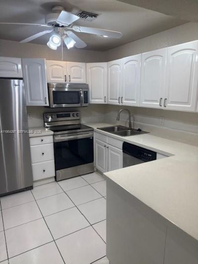 8682 NW 40th St , Unit 8682, Coral Springs, FL 33065 Photo