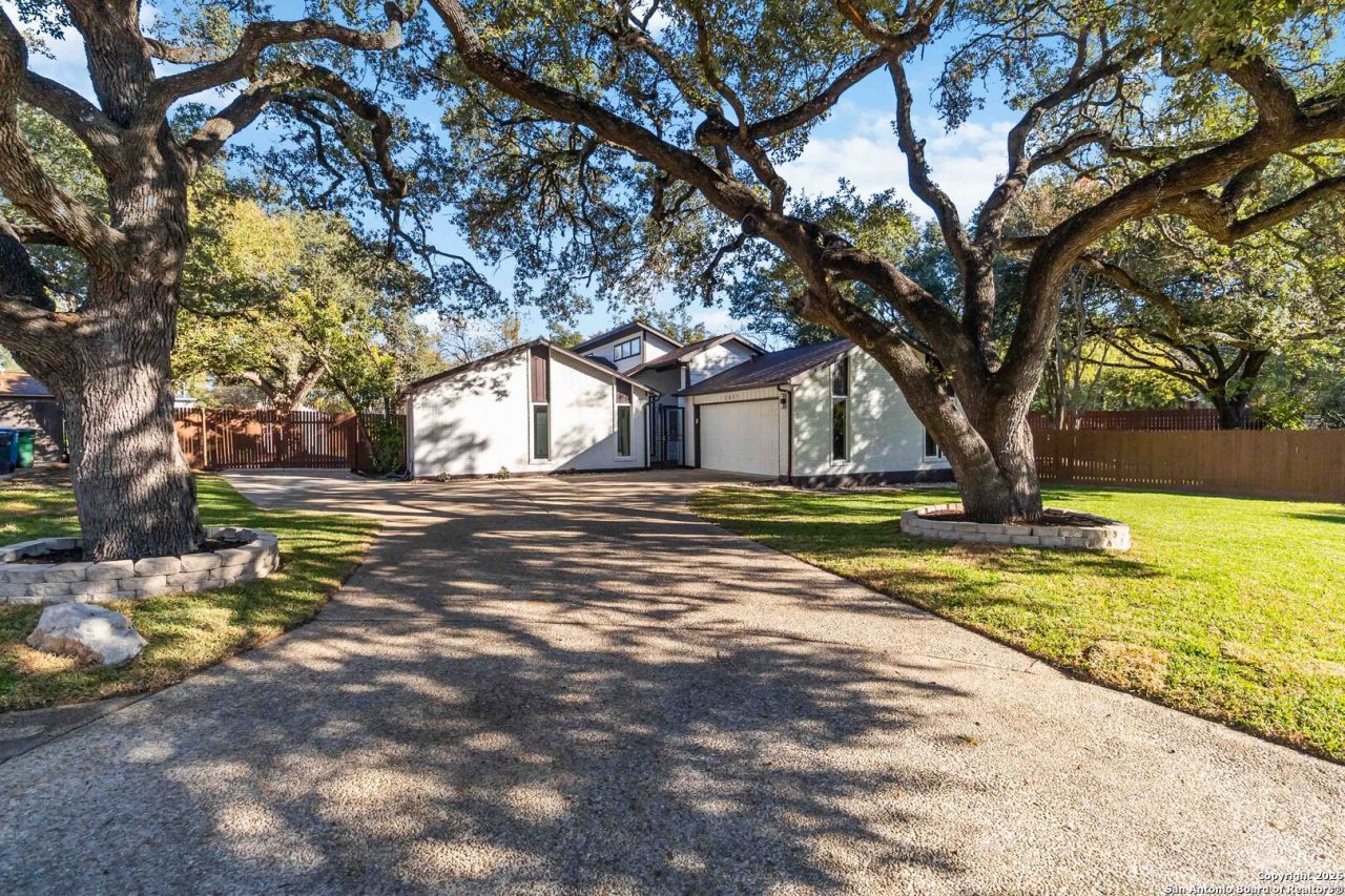 2807 Hunters Star, San Antonio, TX 78230 Main Photo