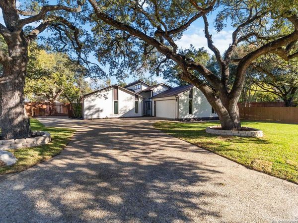 2807 hunters star, San Antonio, TX 78230