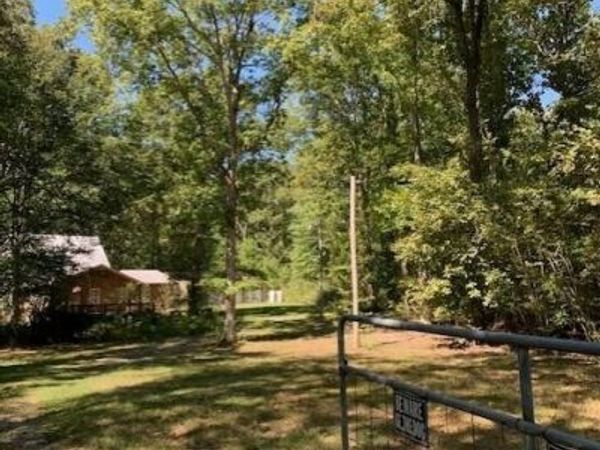 348 Howard Road , Decatur, TN 37322