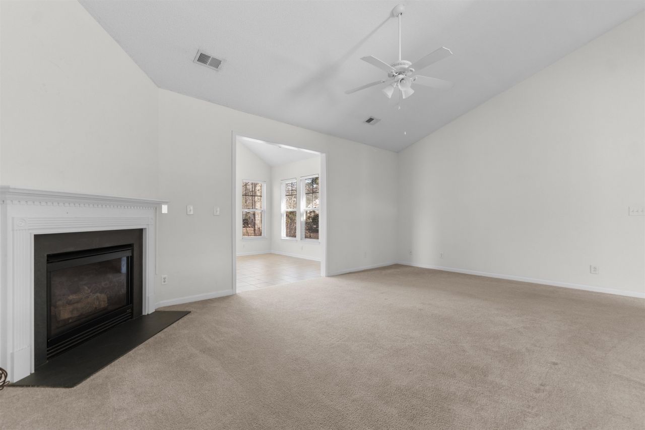 19 Audubon Ct. Photo 9