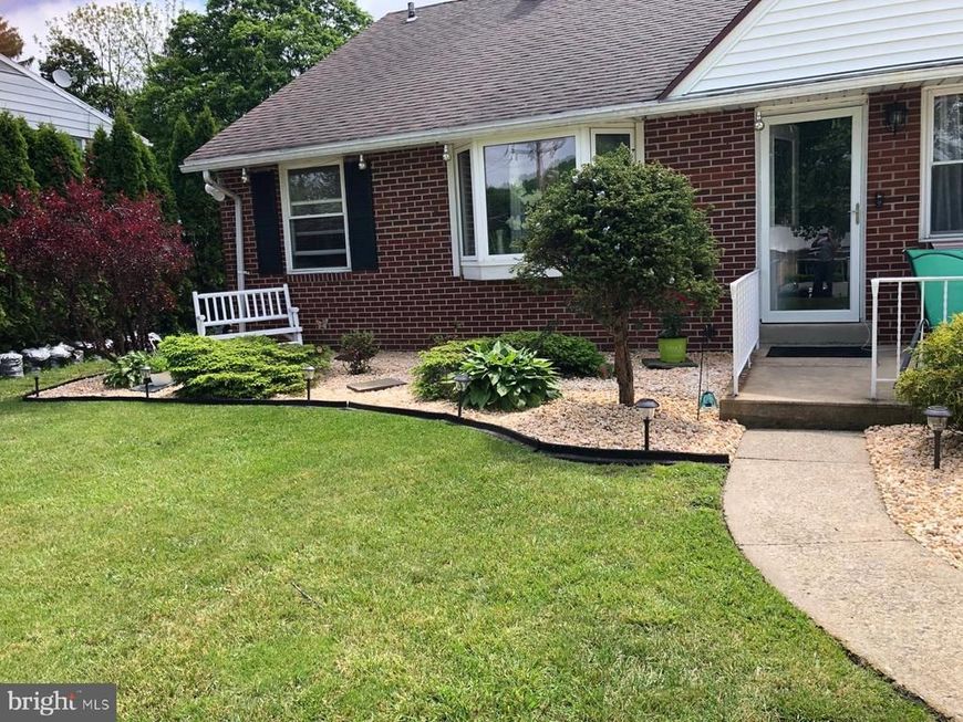 2309 Hampden Boulevard, Reading, PA 19604 Main Photo