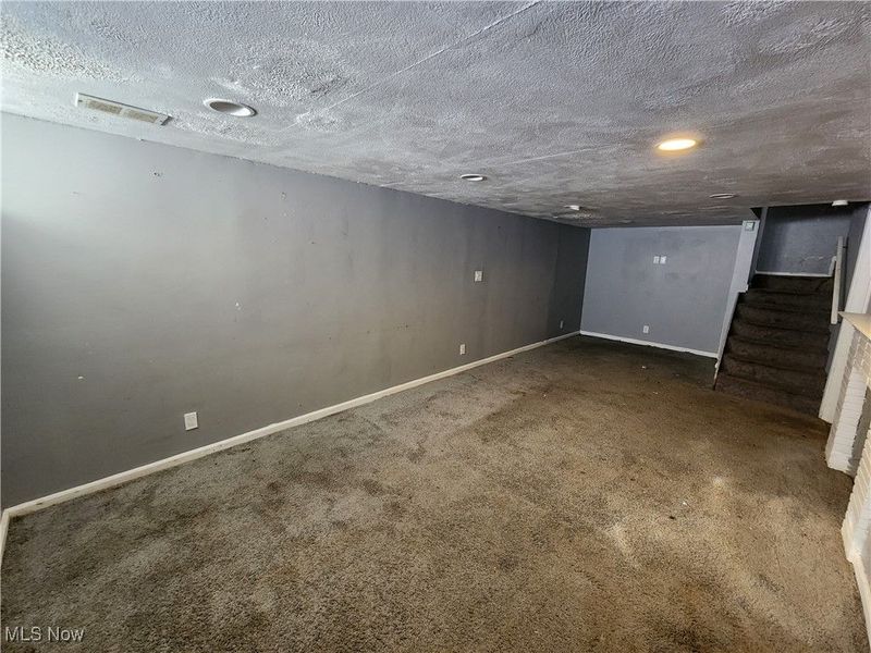 1691 S Belvoir Boulevard, South Euclid, OH 44121 Photo 11