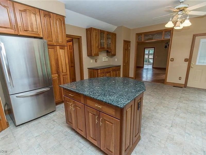 7264 Forestwood Drive, Independence, OH 44131 Photo 10