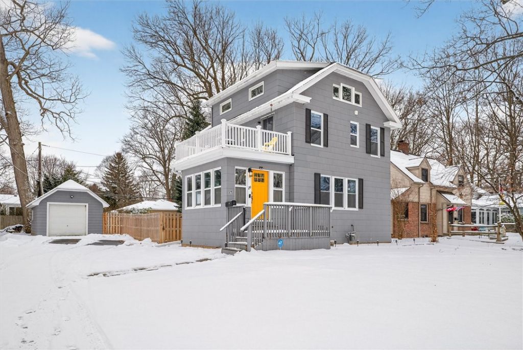 29 W Boulevard Parkway, Rochester, NY 14612 Main Photo