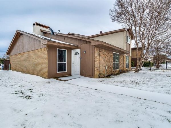 1402 S Carrier Parkway, Unit 110, Grand Prairie, TX 75051