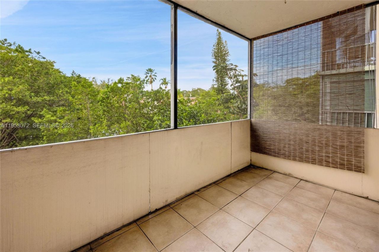 12590 NE 16th Ave , Unit 208, North Miami, FL 33161 Photo