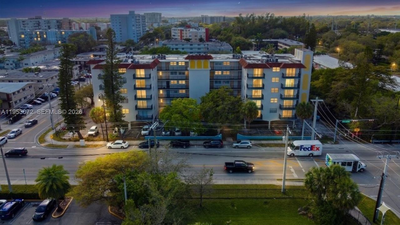 12590 NE 16th Ave , Unit 208, North Miami, FL 33161 Photo