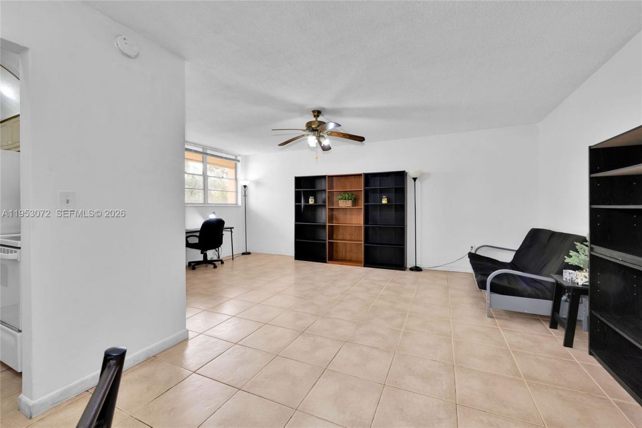 12590 NE 16th Ave , Unit 208, North Miami, FL 33161 Photo