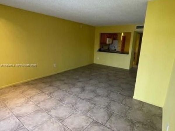20815 NE 8th Ct , Unit 201-20, Miami, FL 33179