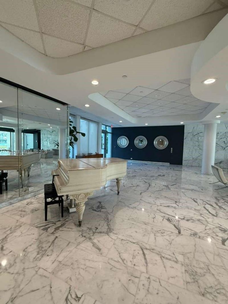 5055 Collins Ave, Unit 12B, Miami Beach, FL 33140 Photo