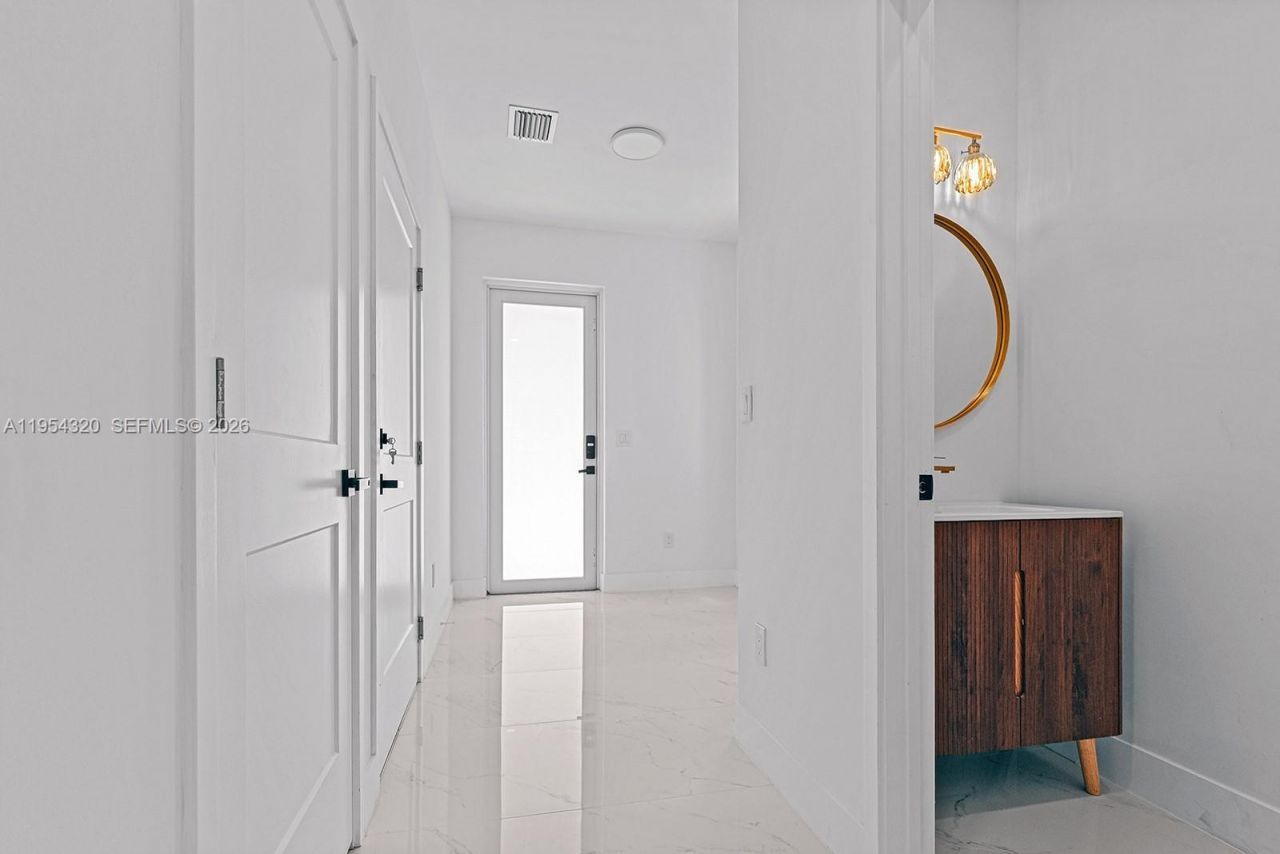 1357 NW 42nd St, Unit 1357, Miami, FL 33142 Photo