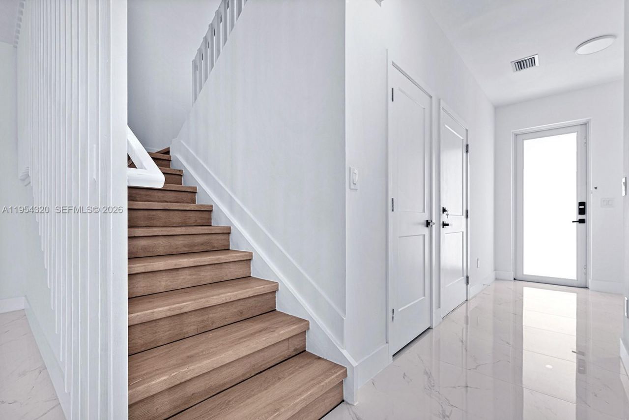 1357 NW 42nd St, Unit 1357, Miami, FL 33142 Photo