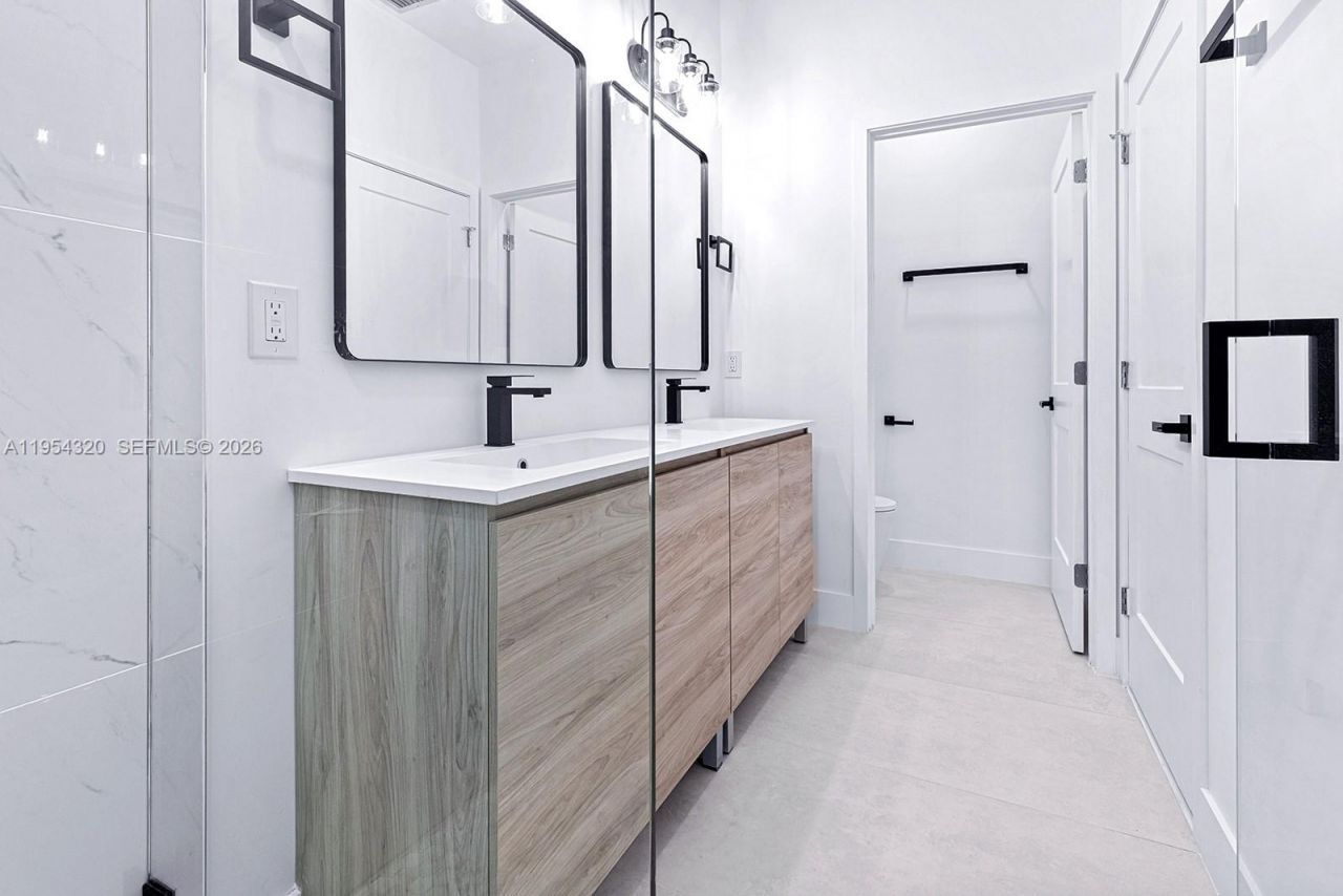 1357 NW 42nd St, Unit 1357, Miami, FL 33142 Photo