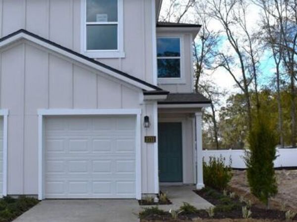 2712 IRON ROCK Court, Jacksonville, FL 32254