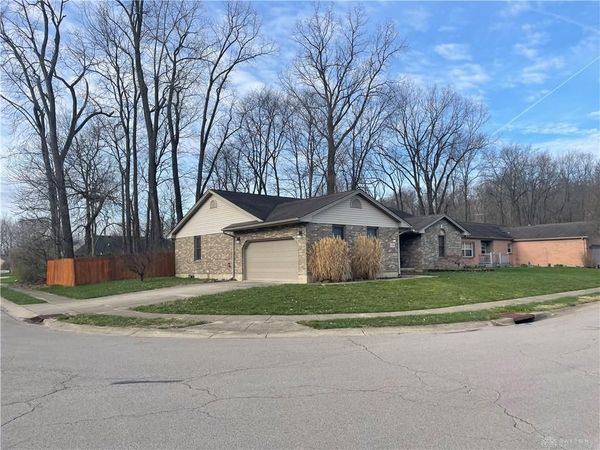 108 Esther Drive, Lewisburg, OH 45338