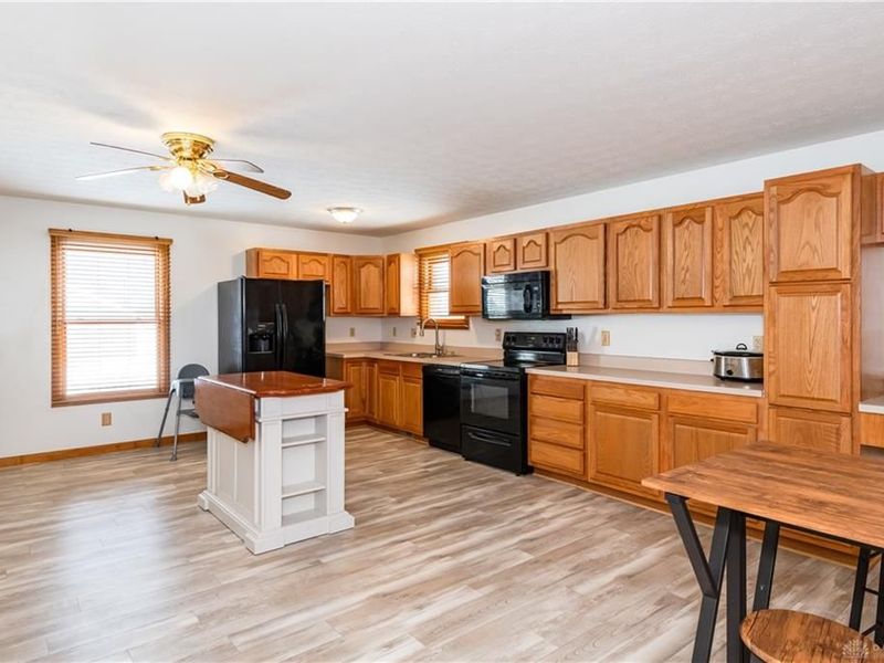 108 Esther Drive, Lewisburg, OH 45338 Photo 11