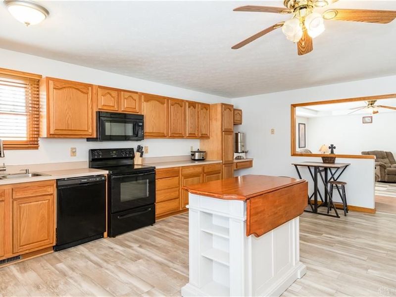 108 Esther Drive, Lewisburg, OH 45338 Photo 12