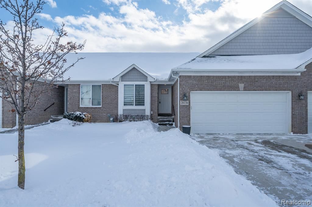 26136 Juliagrove Lane, Chesterfield Township, MI 48051 Main Photo