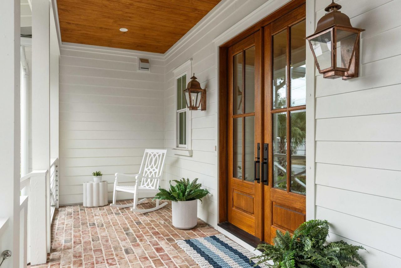 452 Morrison Street Photo 12