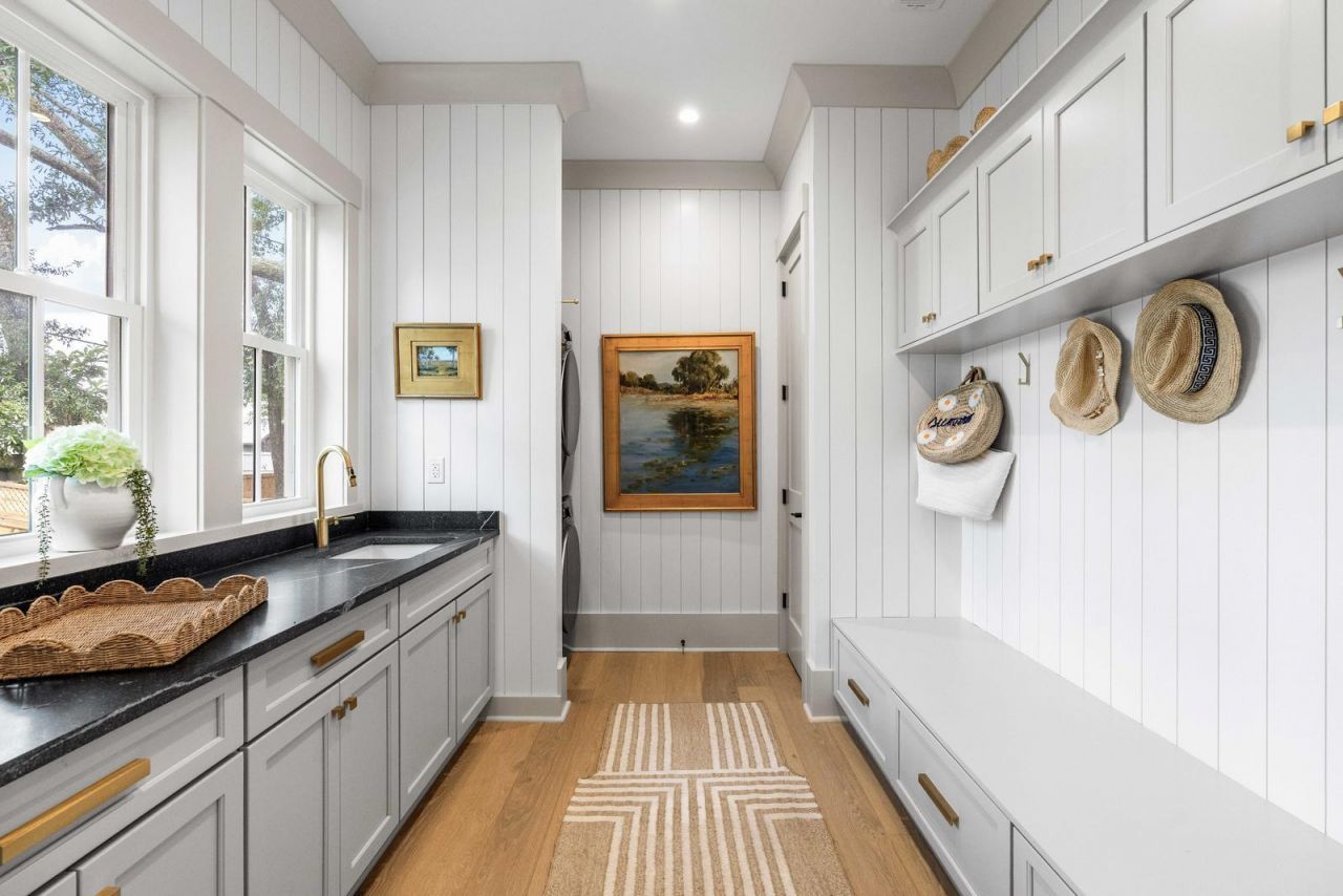 452 Morrison Street Photo 28