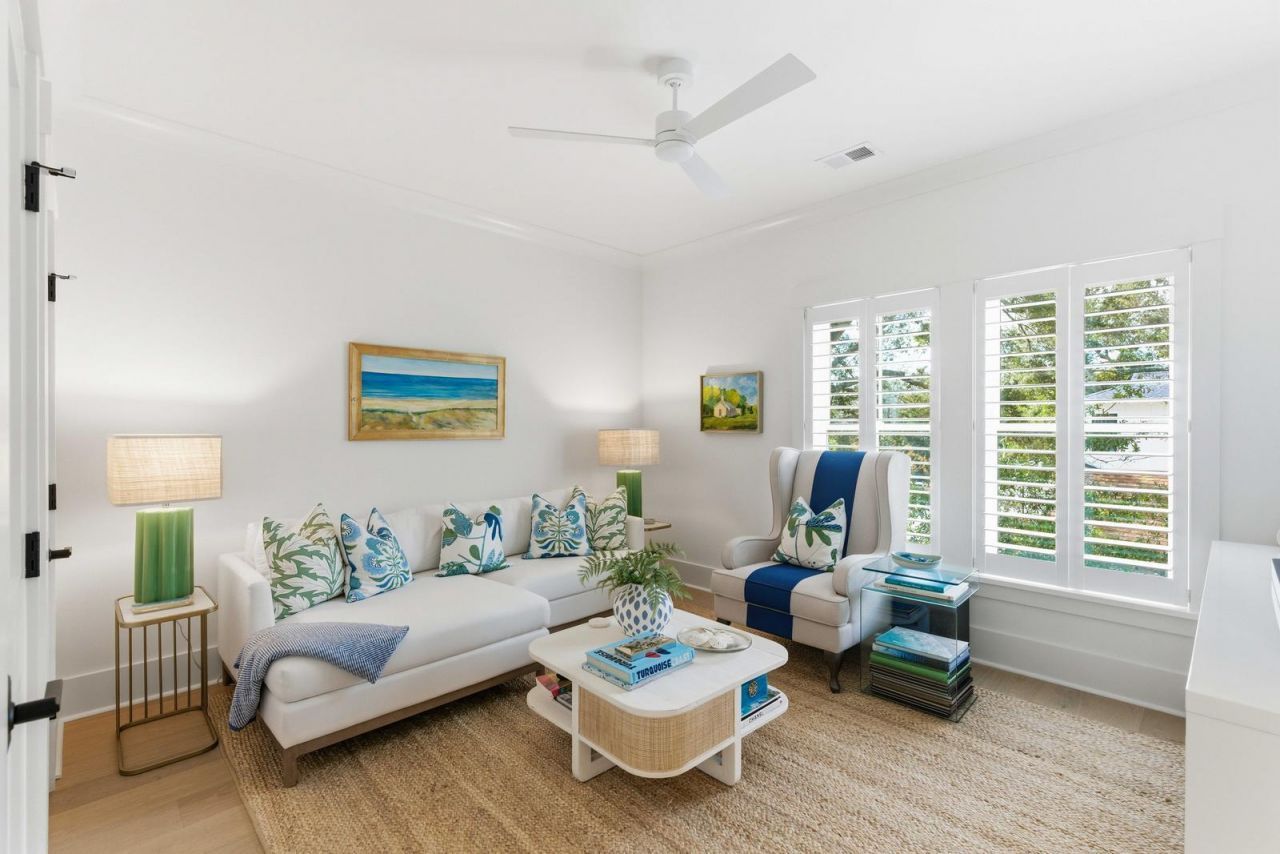 452 Morrison Street Photo 45