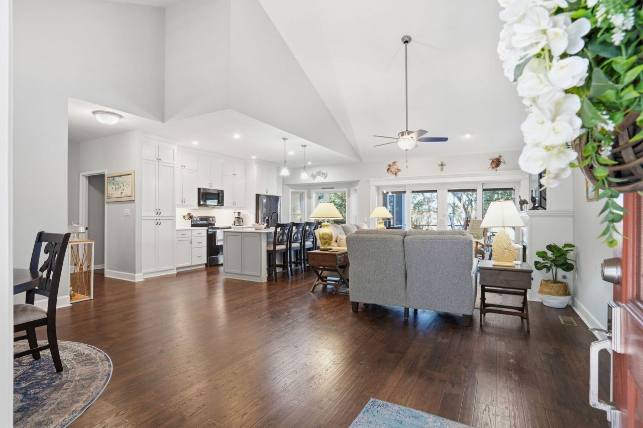 8448 Chisolm Plantation Road Photo 12