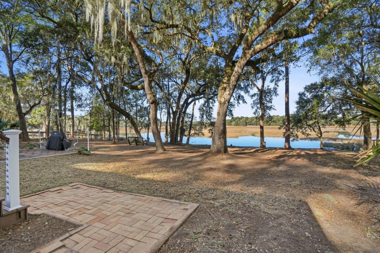 8448 Chisolm Plantation Road Photo 16