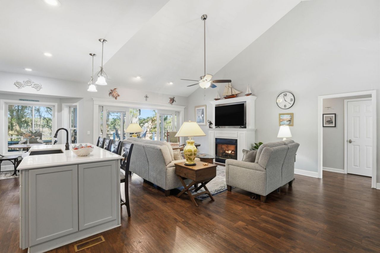 8448 Chisolm Plantation Road Photo 19