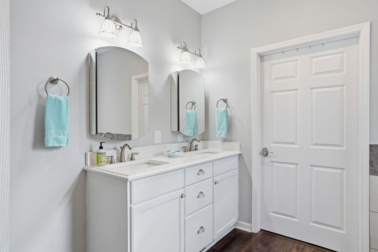 8448 Chisolm Plantation Road Photo 28