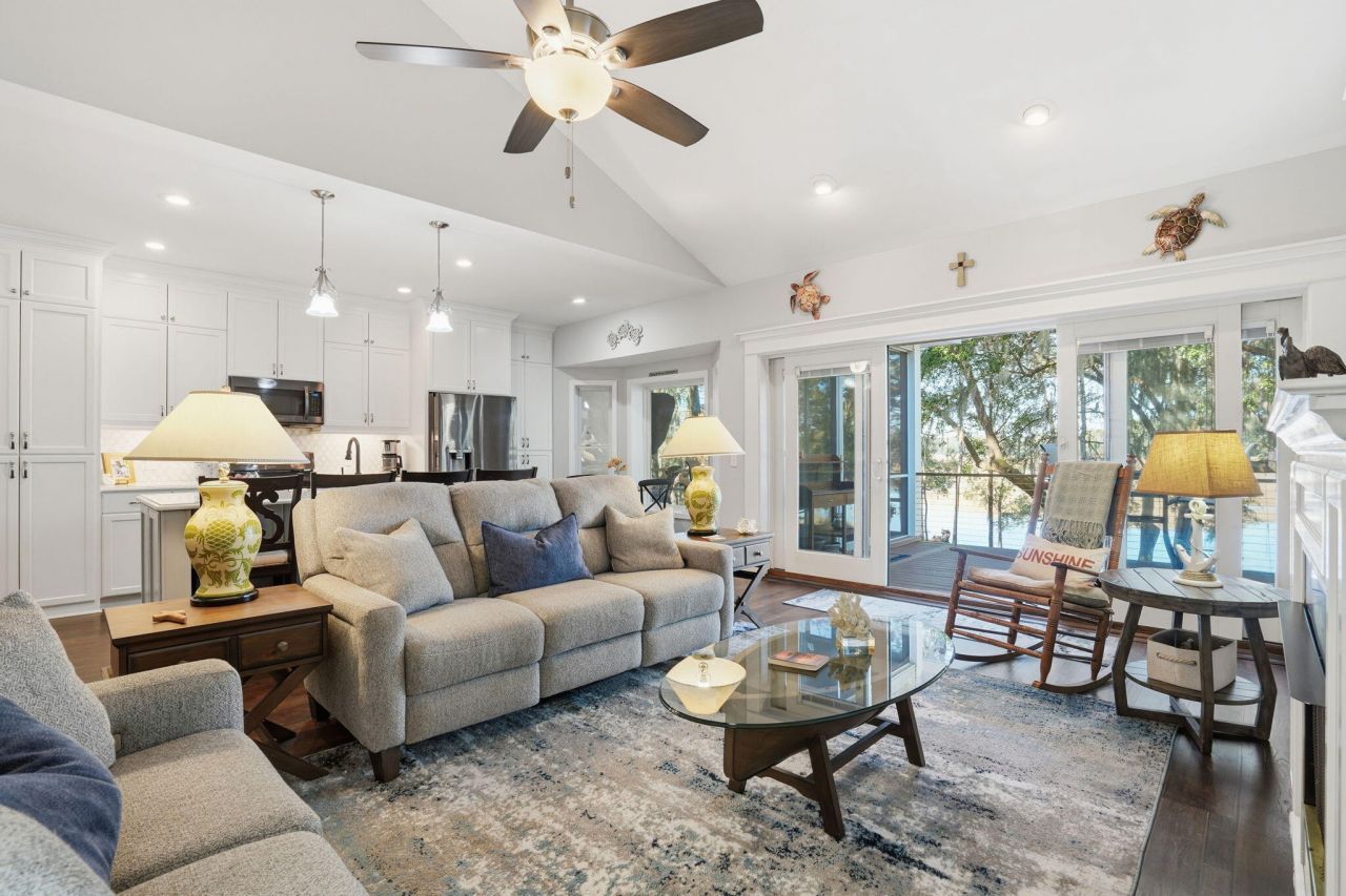 8448 Chisolm Plantation Road Photo 6