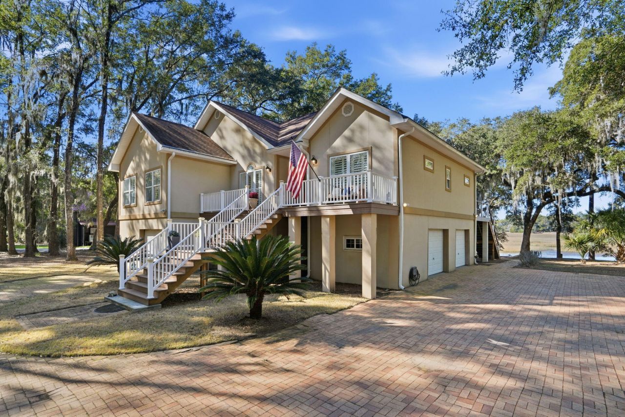 8448 Chisolm Plantation Road Photo 9