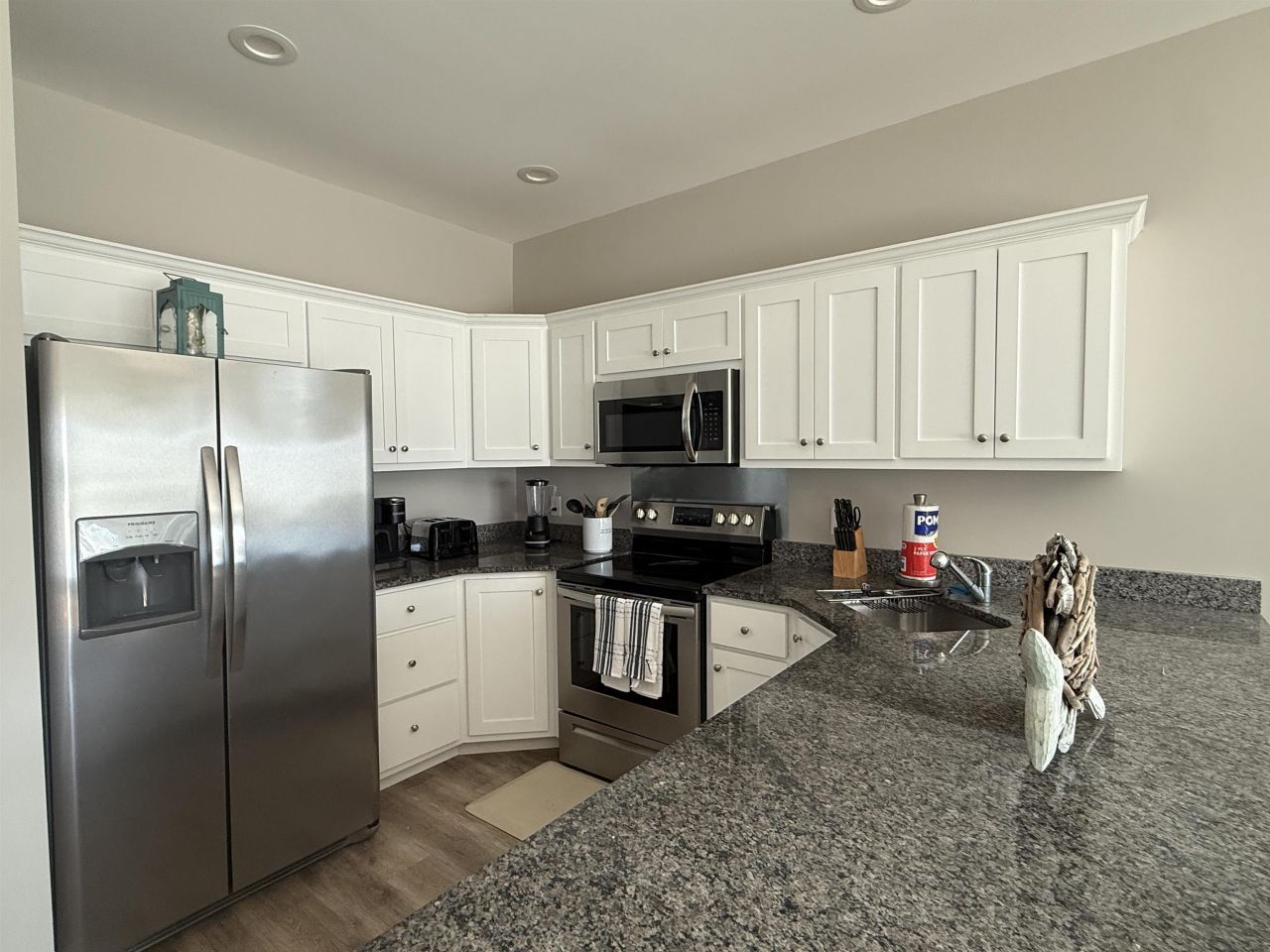 270 19th Ave. S Photo 6