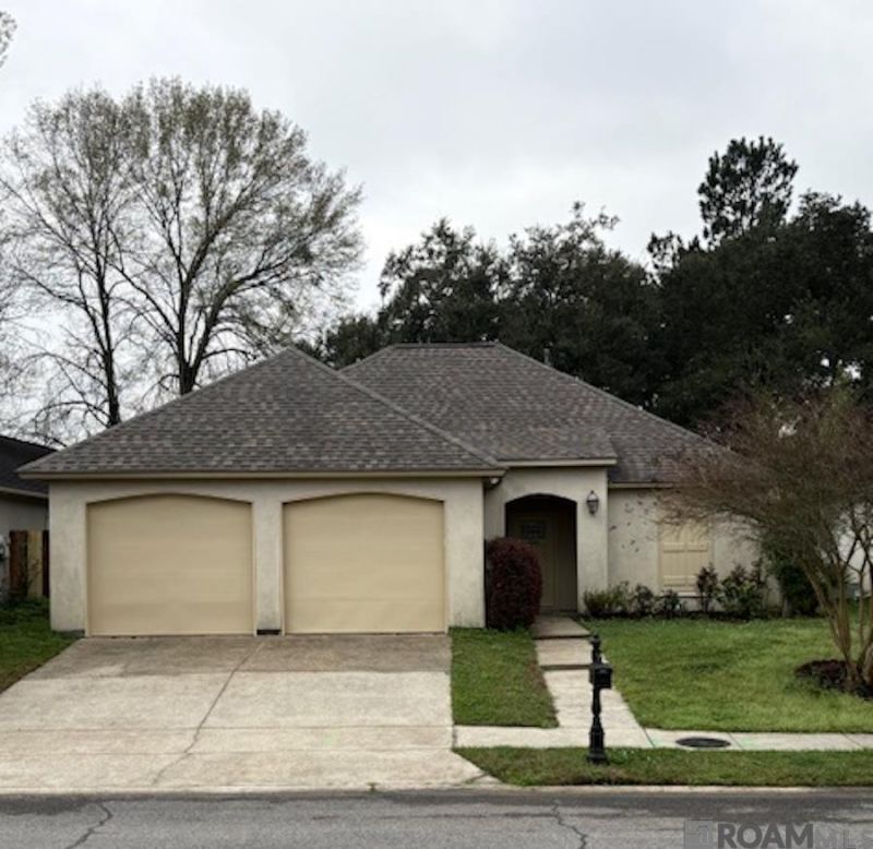 9004 Boone Dr, Baton Rouge, LA 70810 Main Photo