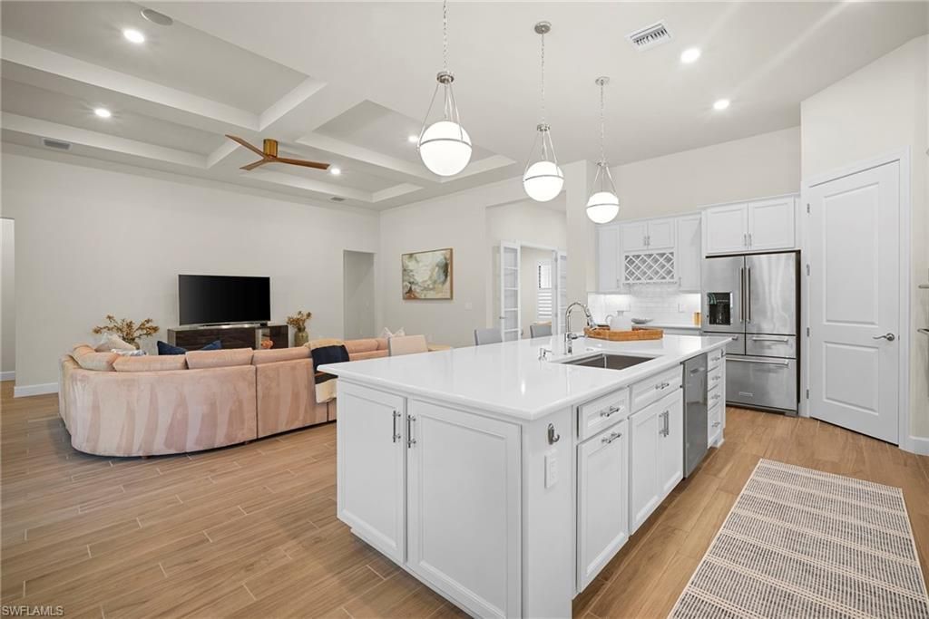 9774 Everglades Dr, Naples, FL 34120 Photo
