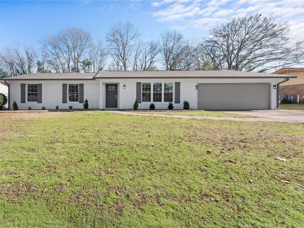 3535 1st Court, Tuscaloosa, AL 35405