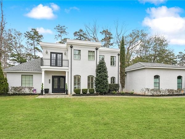 348 SANDY BROOK Circle, Madisonville, LA 70447