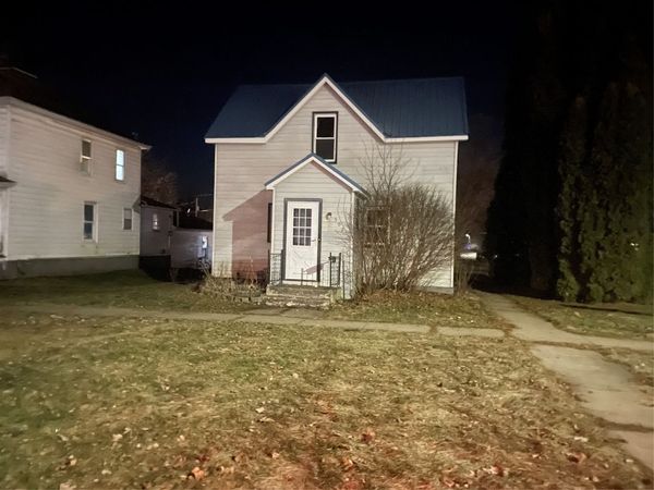 502 State Street, Ackley, IA 50601