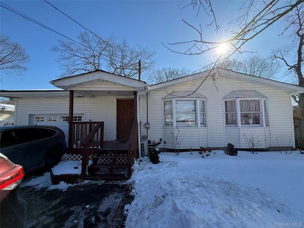 78 Division Street , Holtsville, NY 11742