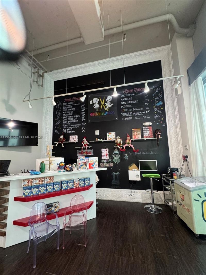 000 NE Confidential , Miami, FL 33137 Photo