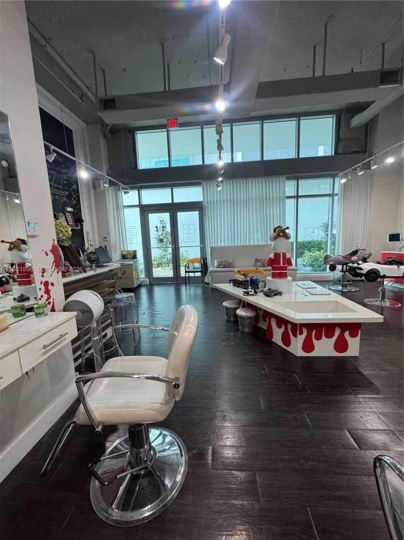 000 NE Confidential , Miami, FL 33137 Photo