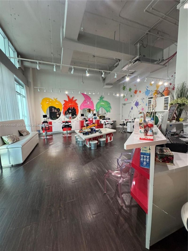 000 NE Confidential , Miami, FL 33137 Photo