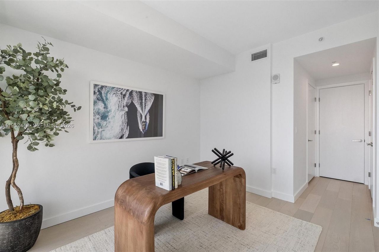 9221 E Bay Harbor, Unit 509, Bay Harbor Islands, FL 33154 Photo